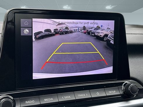 Used 2022 Kia Forte LXS w/ LXS Technology Package image 23