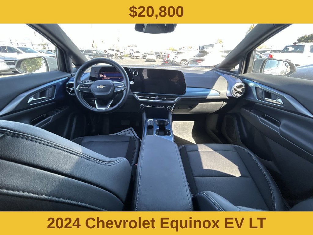 Used 2024 Chevrolet Equinox EV LT FWD image 2