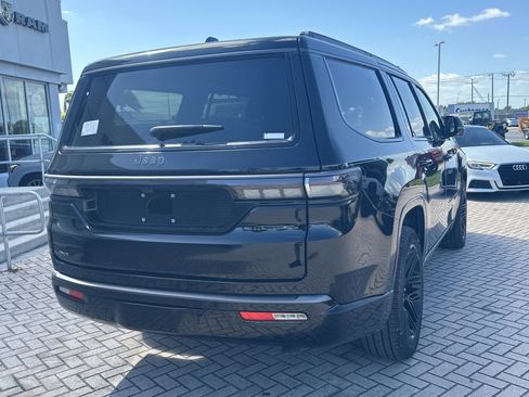 New 2026 Jeep Grand Wagoneer Limited AWD/4WD image 7