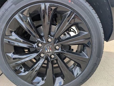 New 2026 Buick Envista Sport Touring w/ Convenience I Package FWD image 6