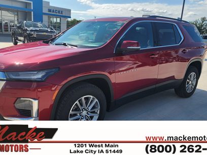 Used 2023 Chevrolet Traverse LT