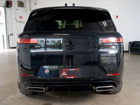 Used 2023 Land Rover Range Rover Sport SE Dynamic image 7