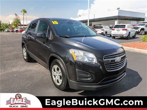 Used 2015 Chevrolet Trax LS image 1