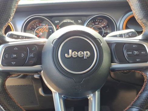 Used 2020 Jeep Gladiator Mojave image 15