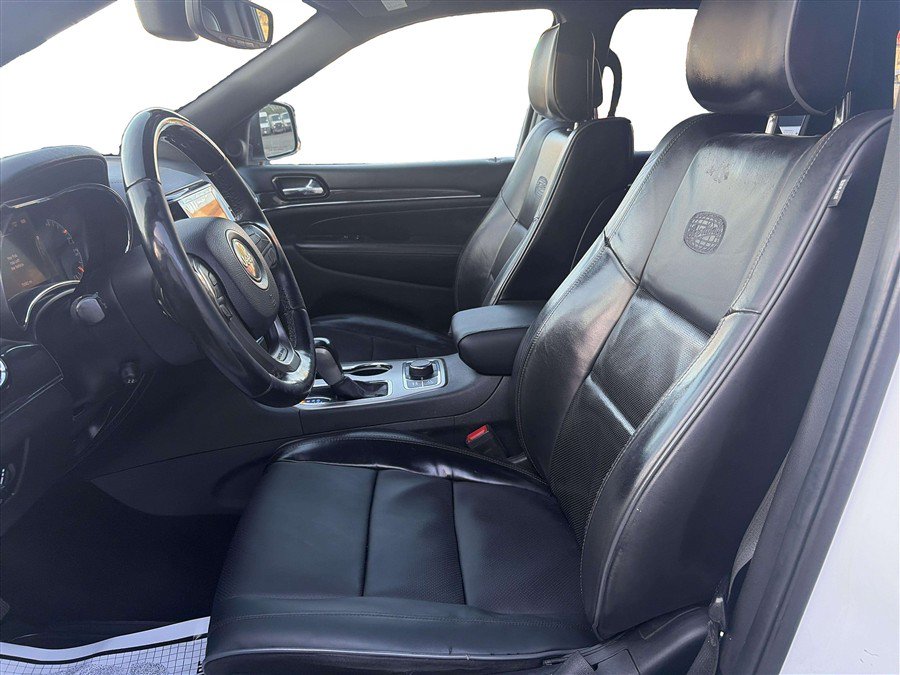 Used 2019 Jeep Grand Cherokee Overland AWD/4WD image 15