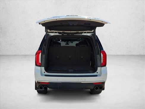 Used 2021 GMC Yukon Denali w/ Denali Premium Package AWD/4WD image 6