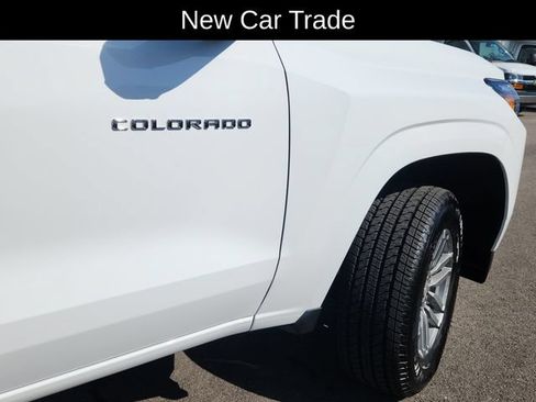 Used 2026 Chevrolet Colorado LT w/ LT Convenience Package AWD/4WD image 18