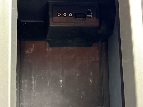 Used 2013 Ford F150 Lariat w/ Lariat Chrome Pkg image 26