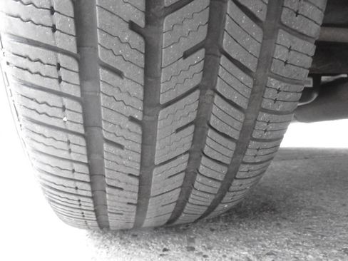 Used 2014 Toyota Sienna XLE image 37