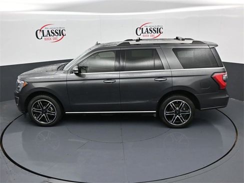 Used 2020 Ford Expedition Limited w/ Special Edition Package image 18