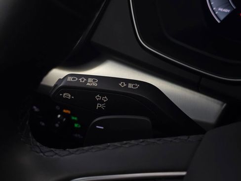 Used 2025 Audi Q5 2.0T Premium image 42