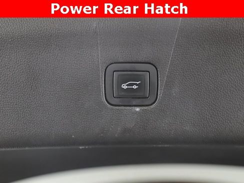 Used 2019 Buick Enclave Essence image 31