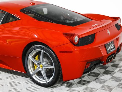 Used 2010 Ferrari 458 Italia Coupe RWD image 19