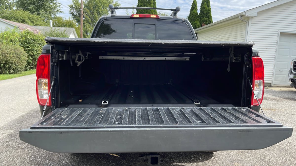 Used 2018 Nissan Frontier SV AWD/4WD image 18