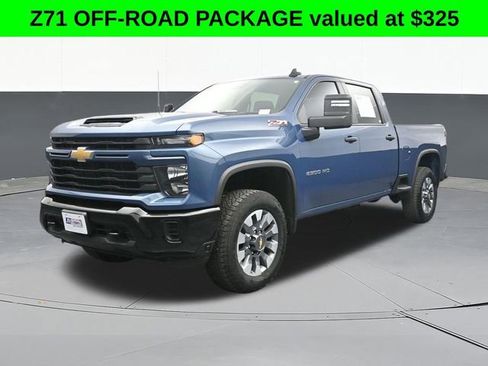 Used 2024 Chevrolet Silverado 2500 Custom w/ Custom Value Package AWD/4WD image 6