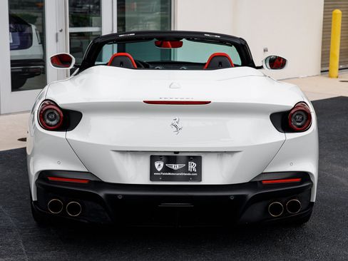Used 2023 Ferrari Portofino M RWD image 14