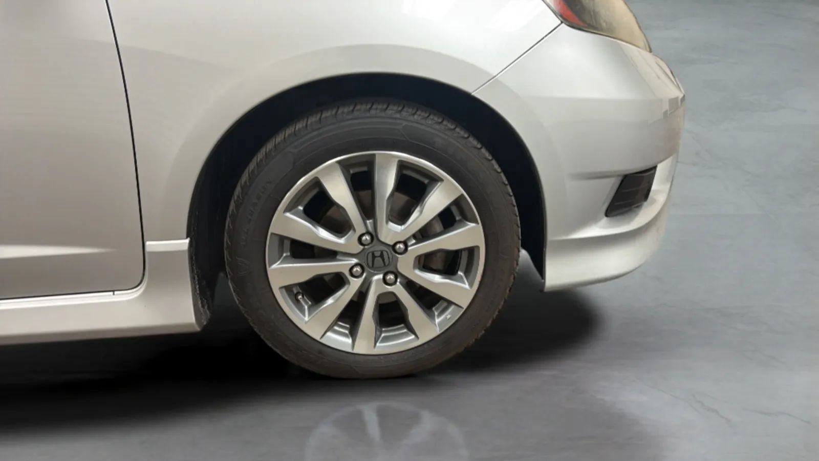 Used 2013 Honda Fit Sport image 23