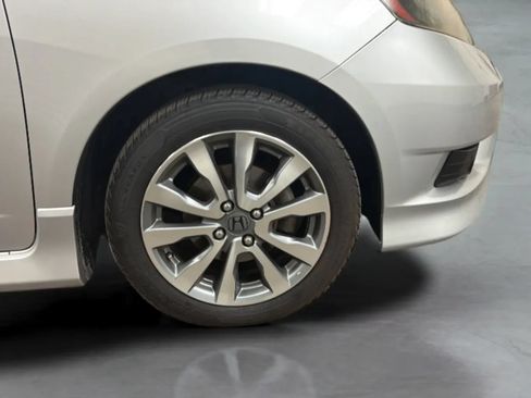 Used 2013 Honda Fit Sport image 23