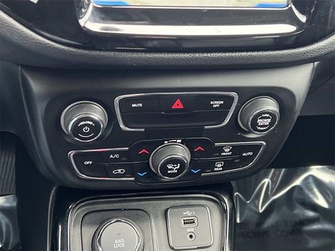 Used 2020 Jeep Compass Limited w/ Luxury Seat Group image 20