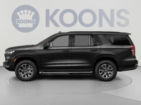 Used 2023 Chevrolet Tahoe Z71 w/ Luxury Package AWD/4WD image 4
