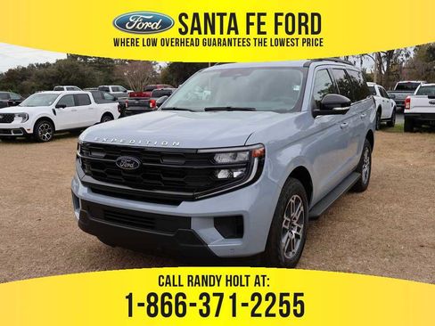 New 2026 Ford Expedition Active image 1