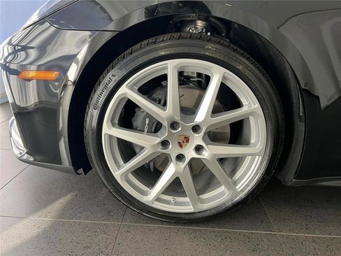 New 2026 Porsche Panamera 4 image 10