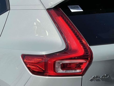 Used 2026 Volvo XC40 B5 Ultra w/ Climate Package image 7