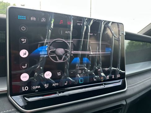 New 2026 Volkswagen Tiguan SE R-Line AWD/4WD image 16