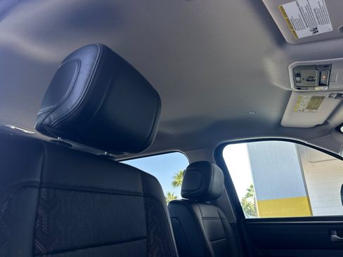 Used 2024 Toyota Tundra Limited AWD/4WD image 15