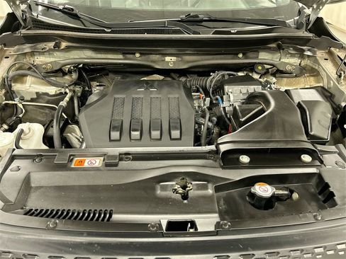 Used 2022 Mitsubishi Eclipse Cross SEL image 24