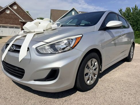 Used 2017 Hyundai Accent SE FWD image 7