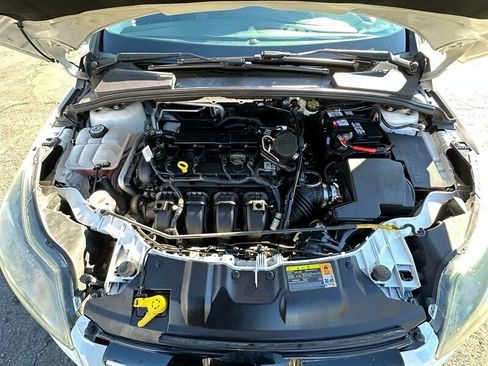 Used 2012 Ford Focus Titanium image 10