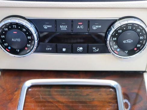 Used 2013 Mercedes-Benz GLK 350 2WD image 35