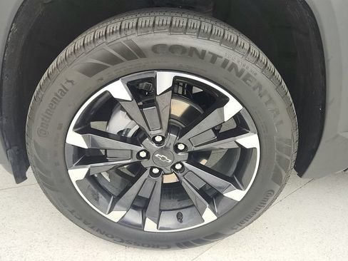 Certified 2026 Chevrolet Equinox RS FWD image 28