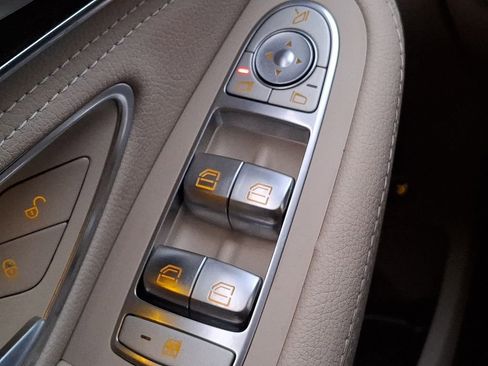 Used 2016 Mercedes-Benz C 300 4MATIC Sedan image 21