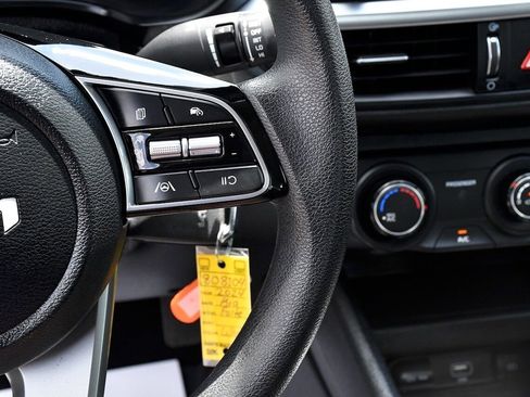 Used 2024 Kia Forte LXS image 22