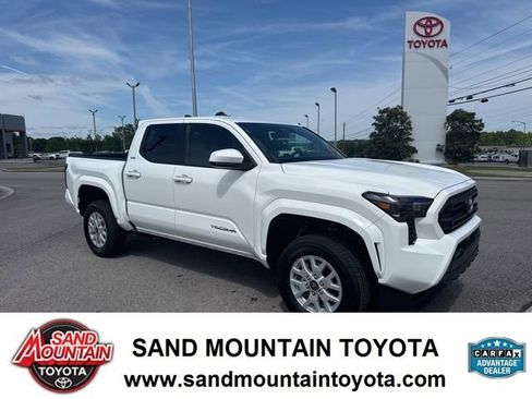 Used 2026 Toyota Tacoma SR5 AWD/4WD image 1
