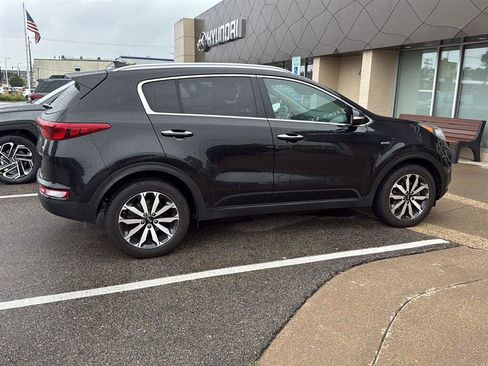Used 2018 Kia Sportage EX AWD/4WD image 5