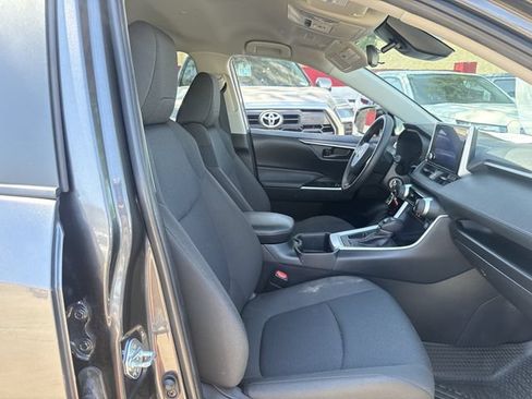 Used 2025 Toyota RAV4 LE FWD image 28