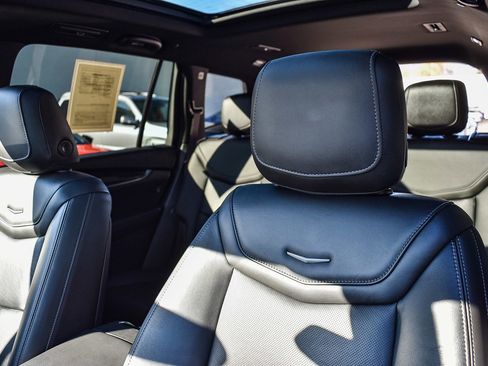 Used 2022 Cadillac XT6 Premium Luxury image 24