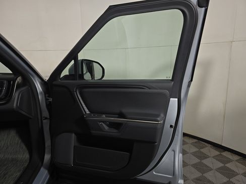 Used 2025 Rivian R1T Adventure AWD/4WD image 18