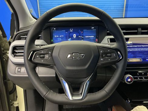 New 2027 Chevrolet Bolt LT FWD image 14
