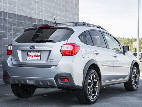 Used 2017 Subaru Crosstrek 2.0i Premium image 6