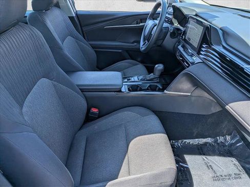 Used 2025 Toyota Camry LE FWD image 25