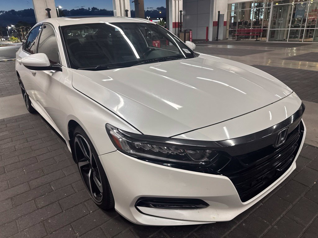 Used 2019 Honda Accord Sport image 2