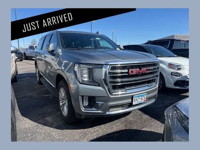 Used 2023 GMC Yukon XL SLT w/ SLT Premium Package
