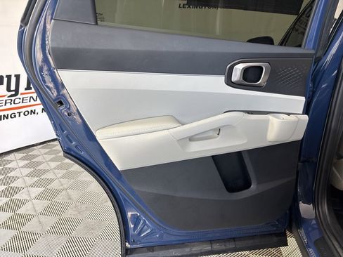 Used 2025 Kia Sorento S w/ Panoramic Sunroof Package FWD image 20