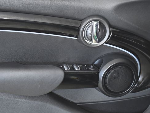 Used 2023 MINI Cooper S image 22