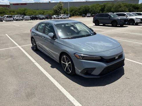 Used 2024 Honda Civic Touring image 7