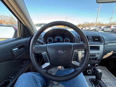 Used 2012 Ford Fusion SE image 21